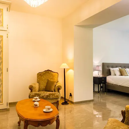 Martini Hotel 4*