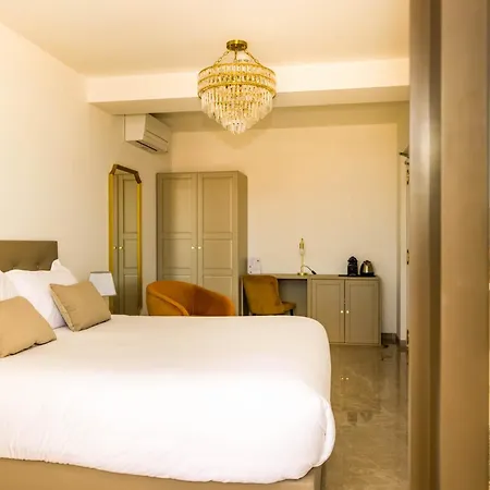 Martini Hotel